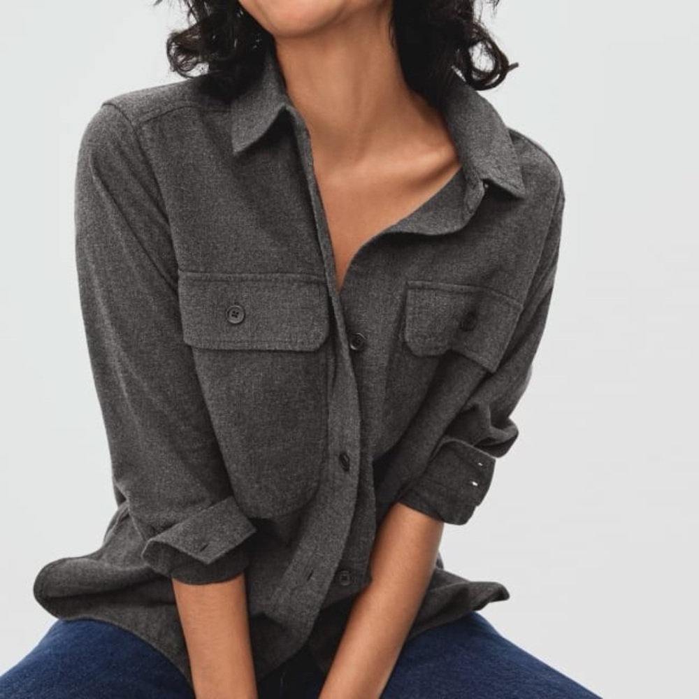 Everlane Women’s The Organic Cotton Flannel Shirt in Charcoal Gray Size Small